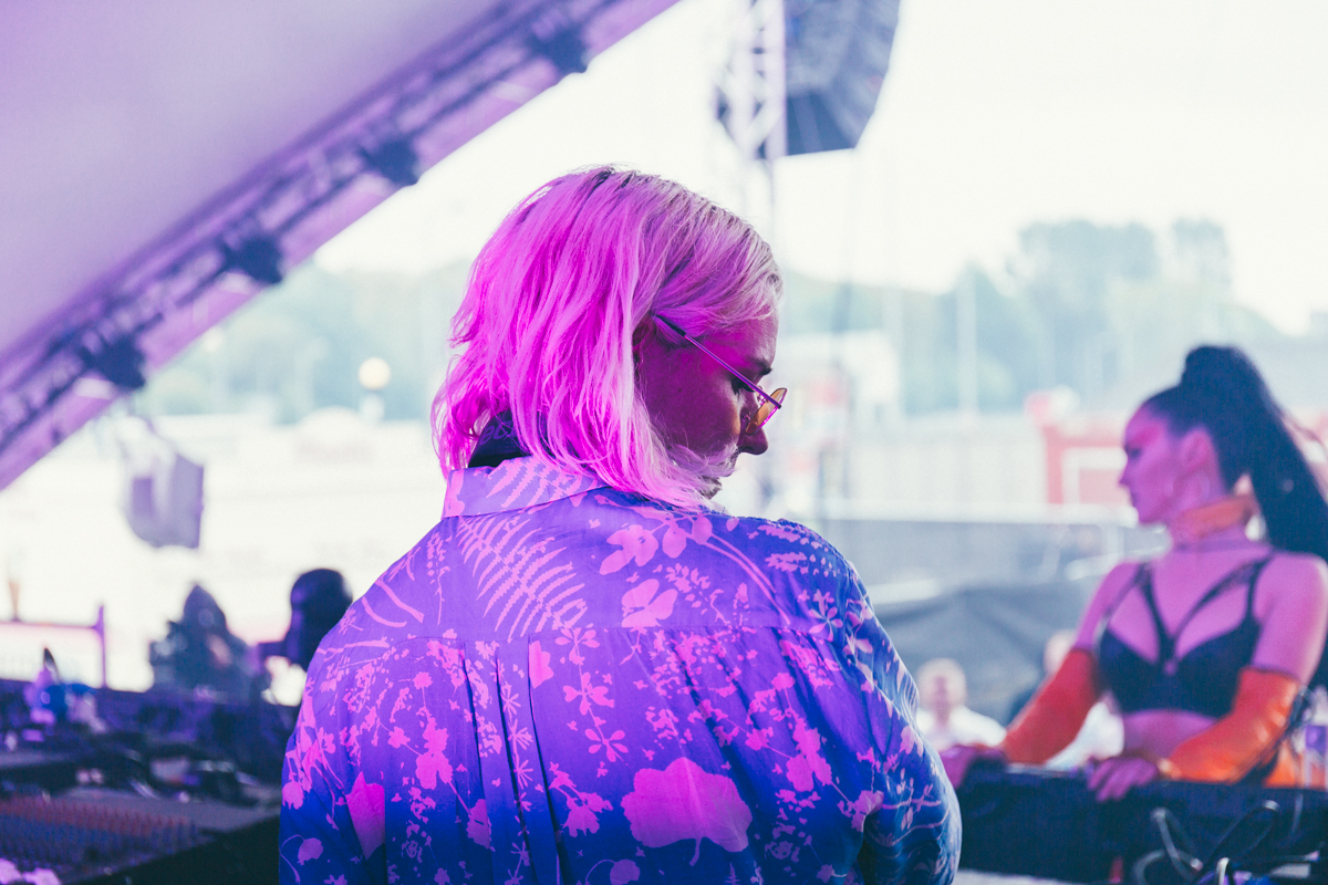 Edinburgh event photographer at a music festival