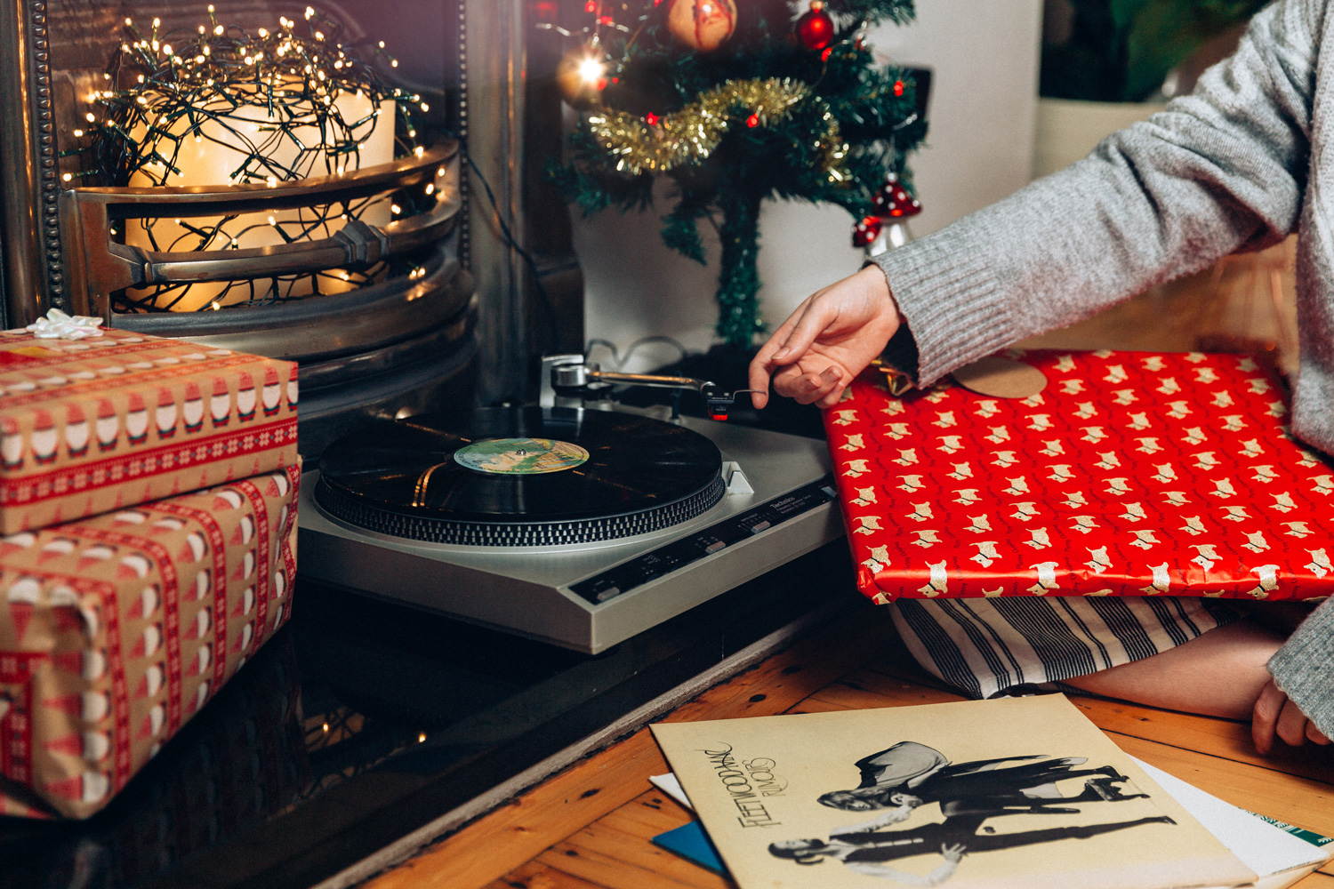 Christmas Turntable